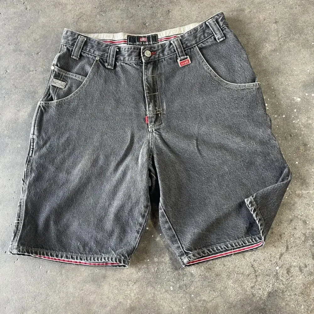 Men Summer Classic Streetwear Y2K  Hiphop Shorts Punk Striped Spray Acid Wash Essentials Shorts Streetwear - Image 2